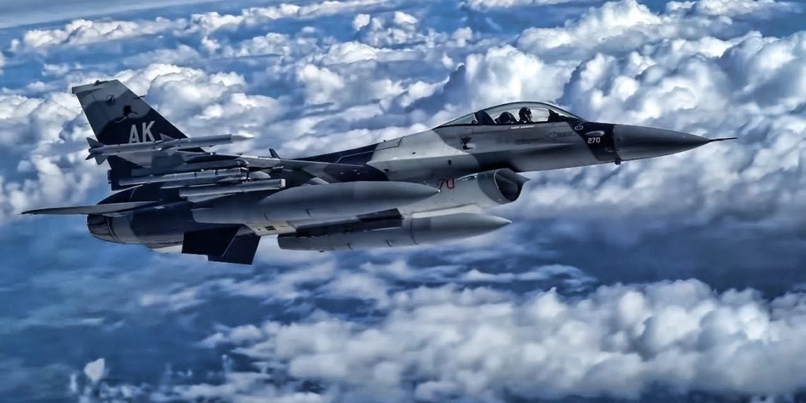 Aggressor: Τα «ρωσικά» F-16 κυριαρχούν στην Red Flag (βίντεο)